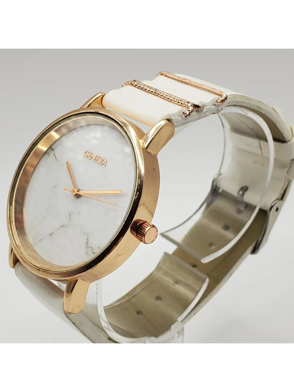 Geneva Watch Women 36mm Marble Style Dial White Band New Battery